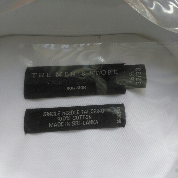 Bloomingdale's White Button Down - Picture 2 of 6